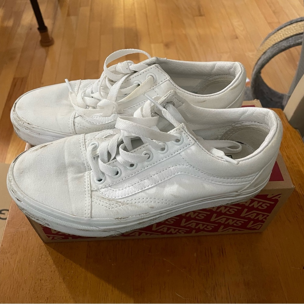 Vans Old Skool White Sneakers